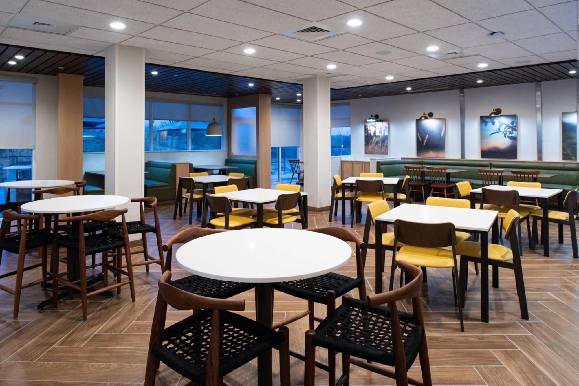 Fairfield Inn & Suites By Marriott Charlotte University Research Park Εξωτερικό φωτογραφία