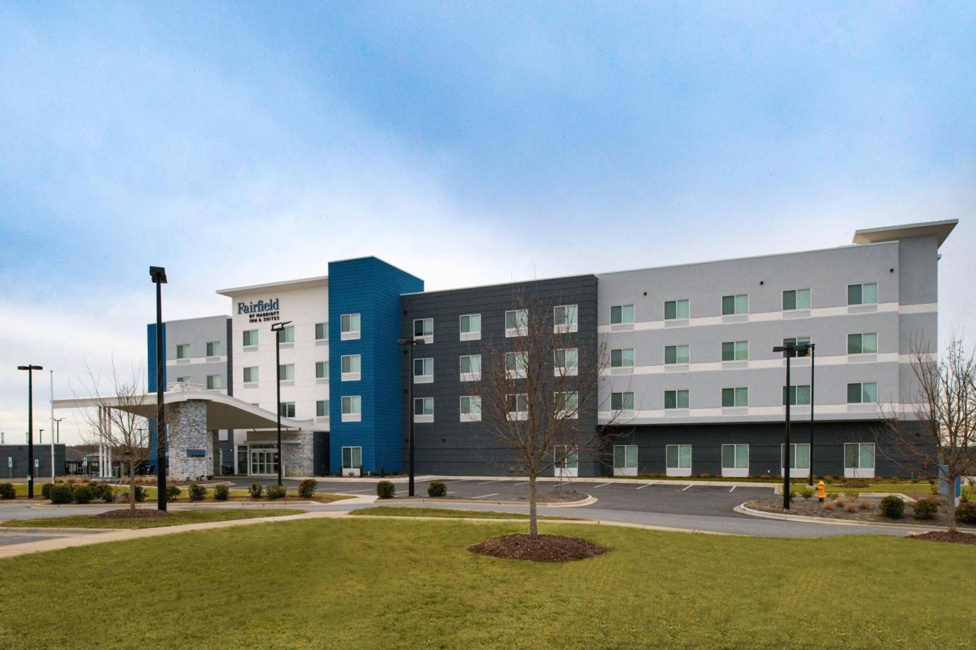 Fairfield Inn & Suites By Marriott Charlotte University Research Park Εξωτερικό φωτογραφία